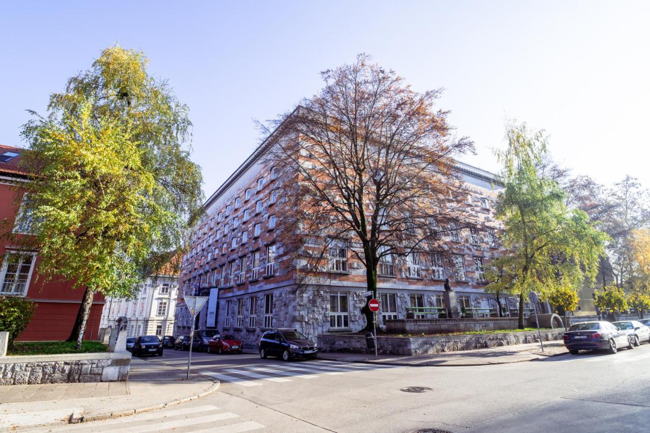 Central Living Vegova-With Parking Ljubljana Dış mekan fotoğraf